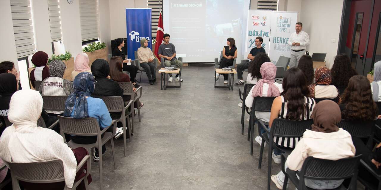 Konya’da kariyer fırsatı! Geleceğin mesleği lise öğrencilerine anlatıldı