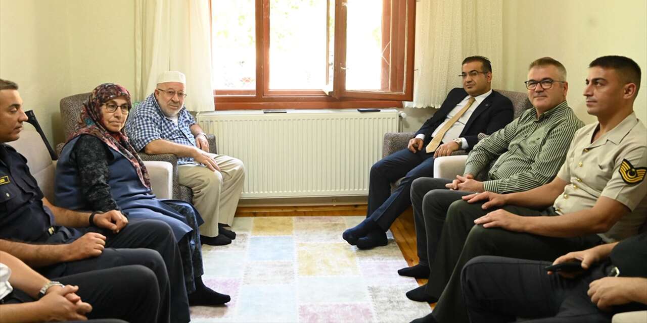Konya’nın 15 Temmuz kahramanı Muhsin Kiremitçi’nin ailesine vefa ziyareti