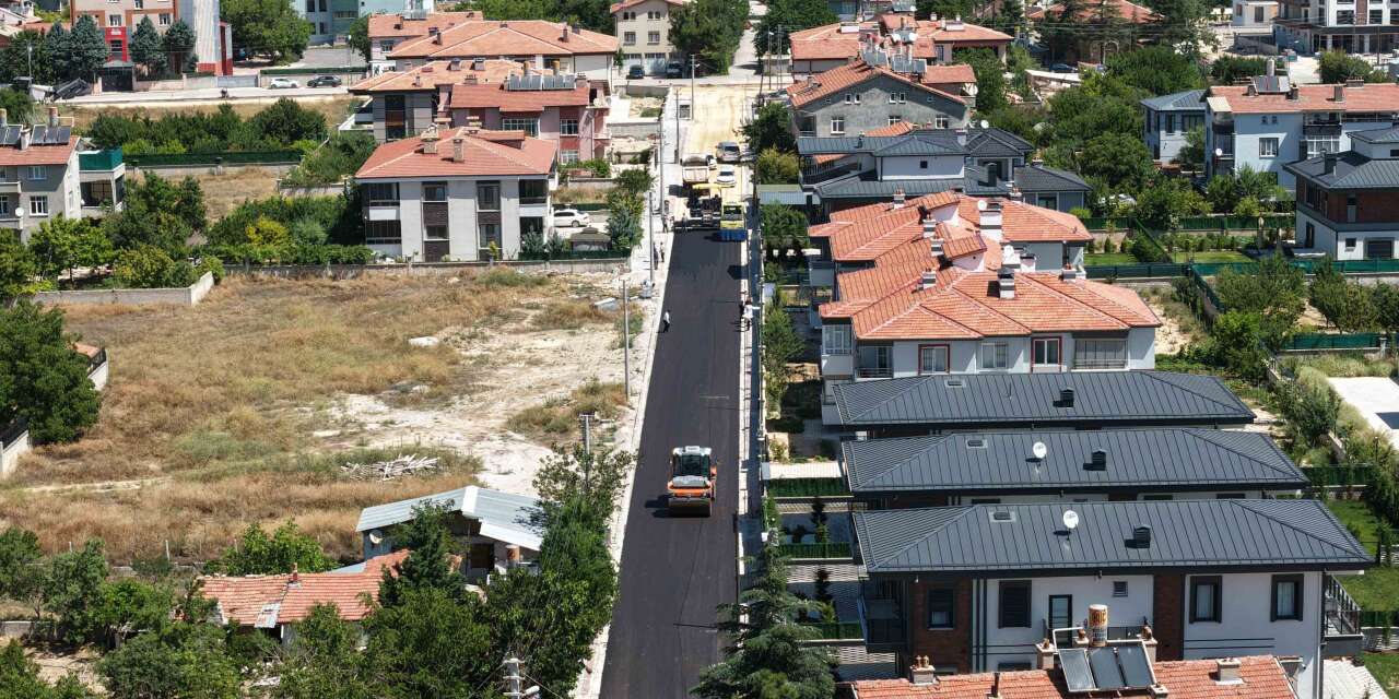 Meram Belediyesi gaza bastı! Konya'da yollar yenilenmeye başladı
