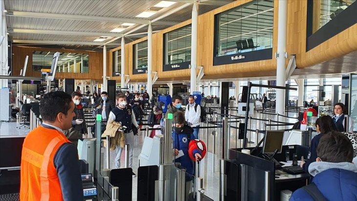 İngiltere'den dönmek isteyen Türk vatandaşları için özel sefer düzenlendi