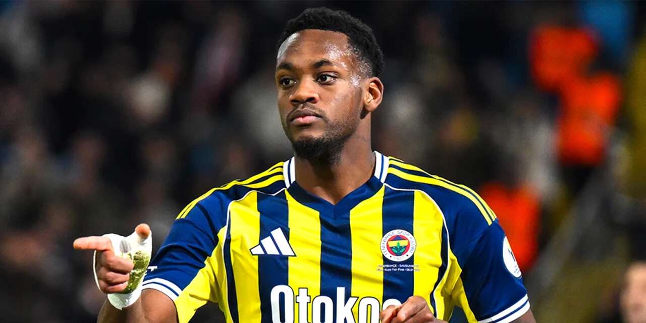 Adı Galatasaray ile anılıyordu! Jhon Duran yeni takımına imzayı attı