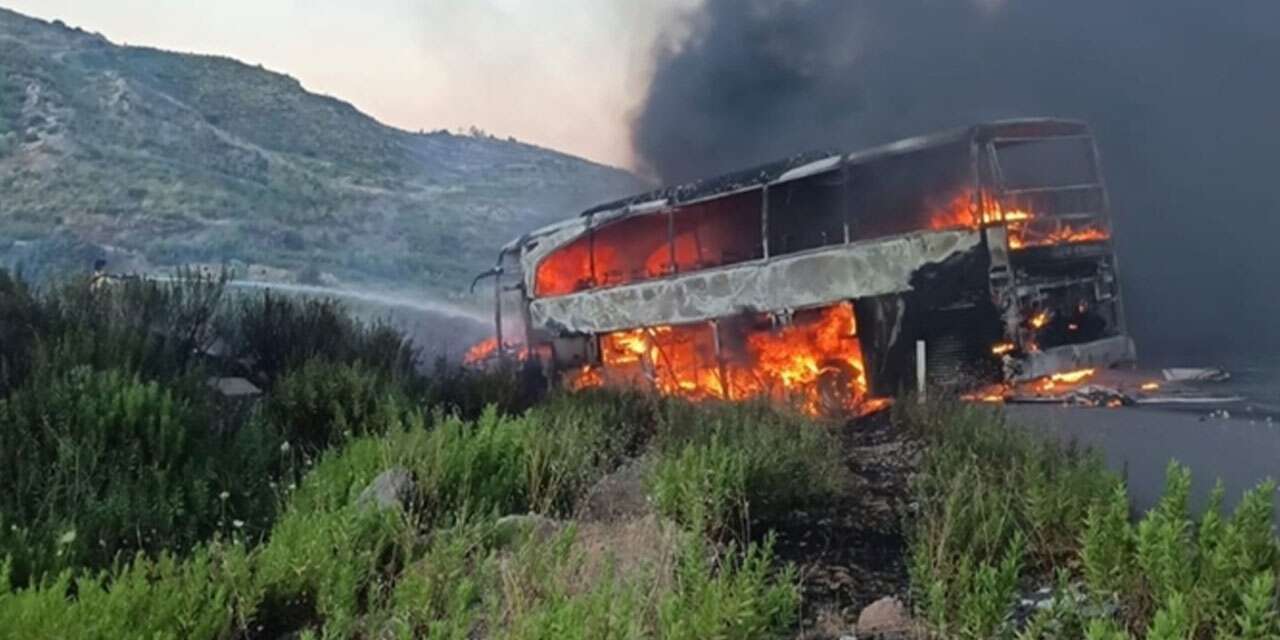 Konya yolunda yolcu otobüsü alev aldı! 28 kişi son anda kurtuldu