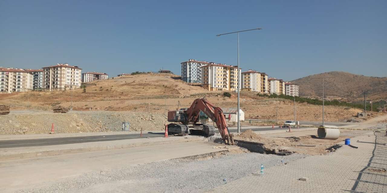 Yol çalışmaları sırasında göçük! 2 işçi öldü