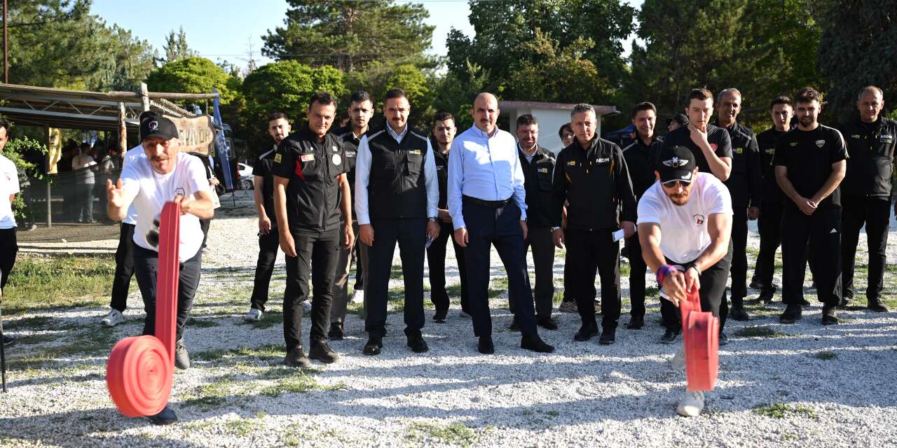 Konya'da afetlere karşı hazırlık zamanı! Başkan Altay gönüllülerle buluştu