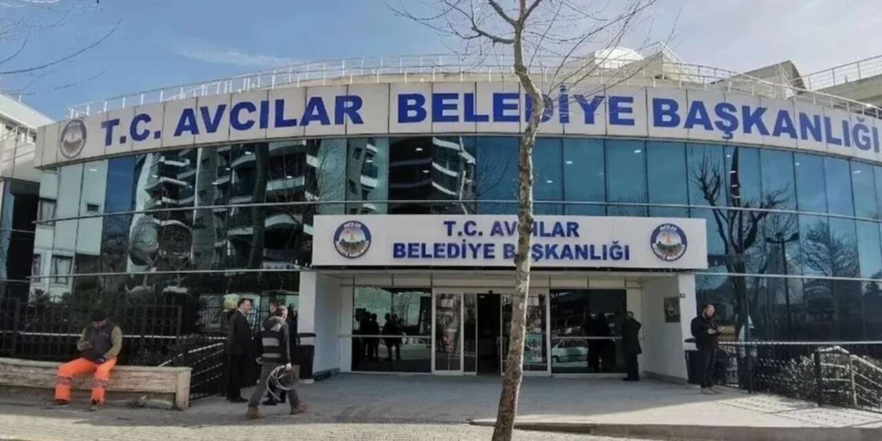 Bir belediyeye daha operasyon! 12 kişi gözaltında
