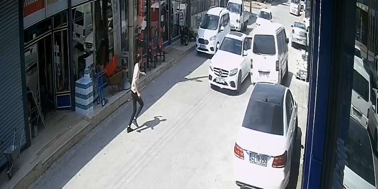 Teksas değil Konya! Lüks araçla milyonluk soygunun görüntüleri ortaya çıktı