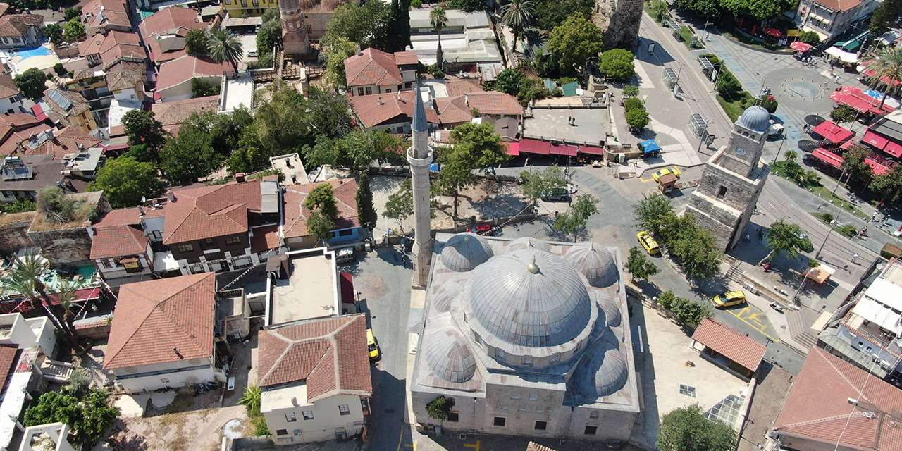 Bu ilçede gece gündüz farkı şaşırtıyor! Nüfusu 100 katına çıkıyor