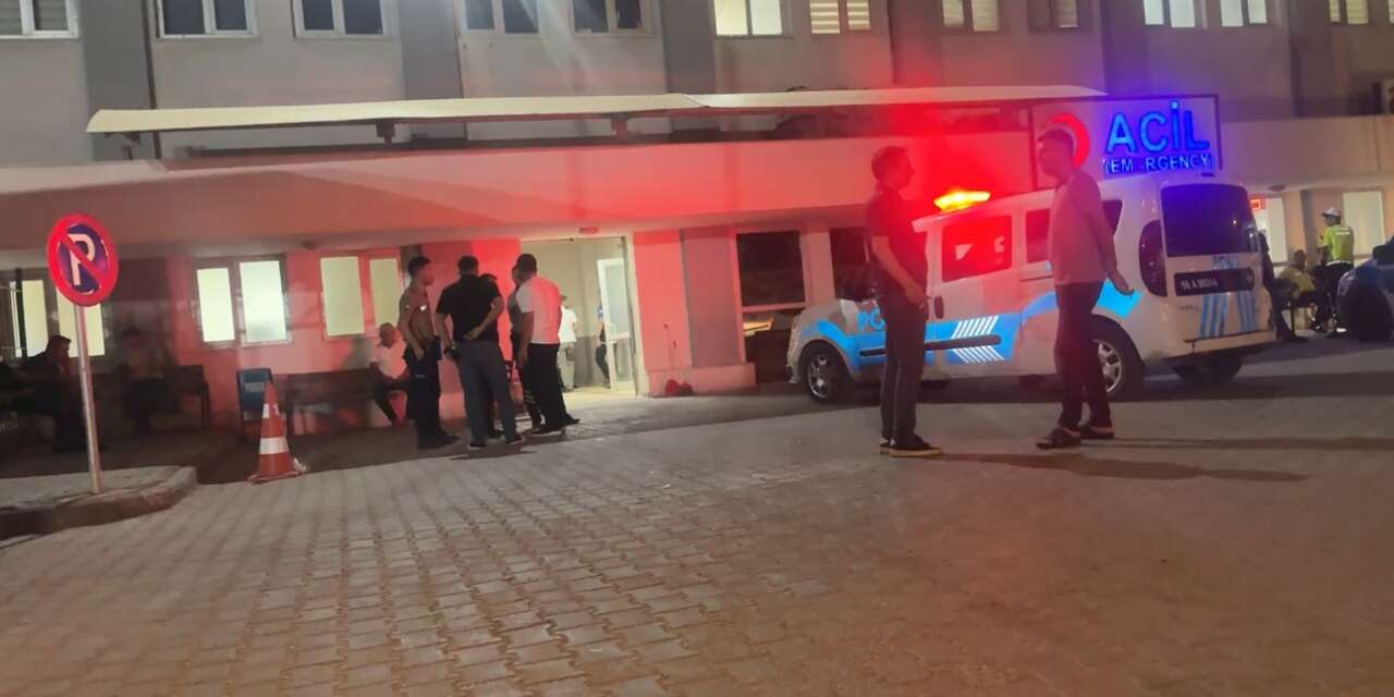 Oyuncaklarıyla oynayan 2 yaşındaki çocuk hastanelik oldu! Durumu ağır