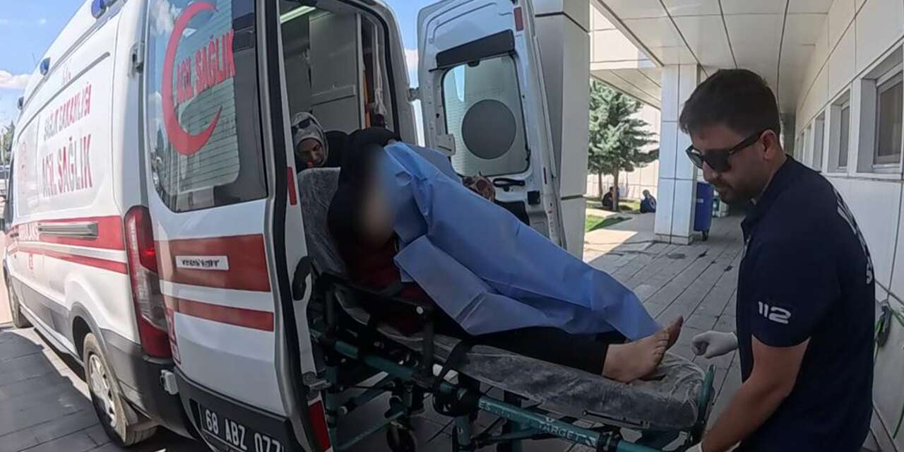 Yer Aksaray! Evinde oturan kadın bacağından vuruldu