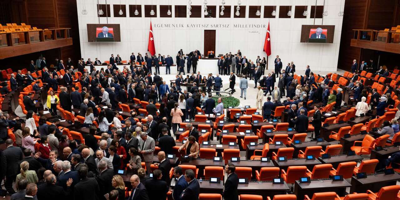 Milli Dayanışma Yasası Meclis’ten rekor oyla geçti