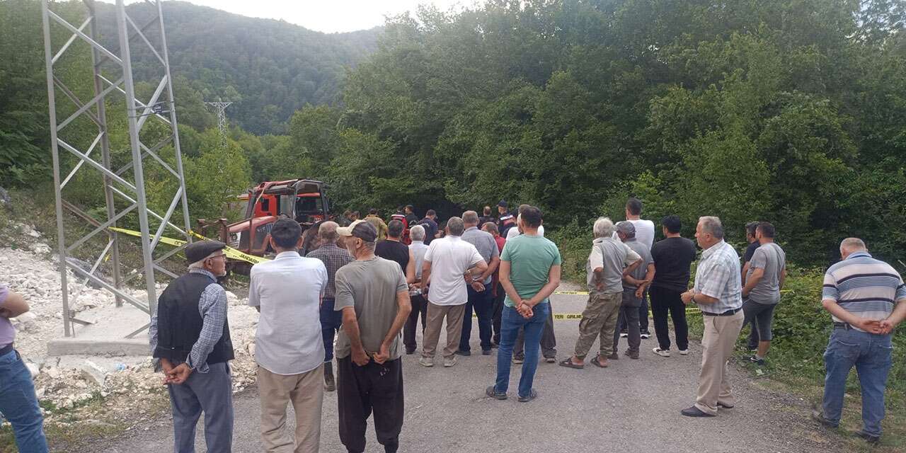 Köy yolunda acı kaza! Emekli lise müdürü yaşamını yitirdi