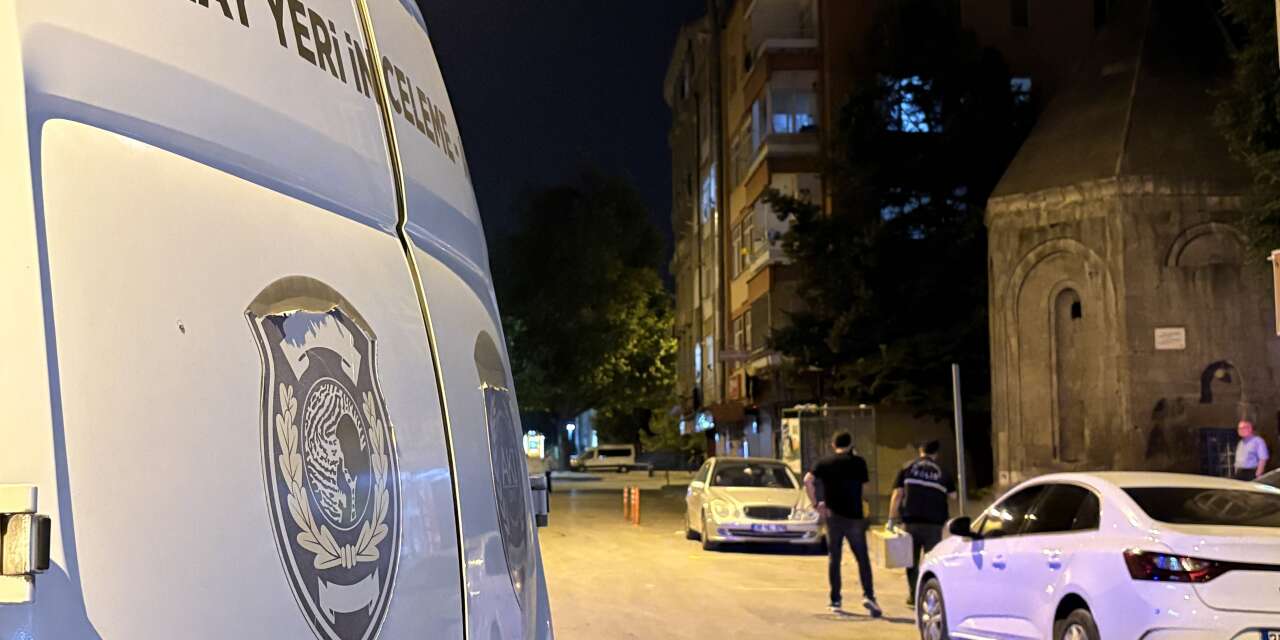 Biber gazıyla cinayet! Saldırı anı kamerada