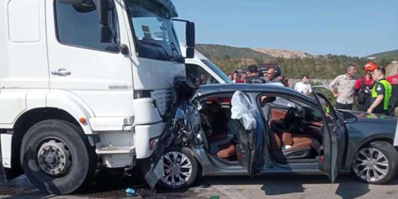 Abdullah Sert Hocaefendi’nin aracına kamyon çarptı! Eşi öldü, kızı yaralı