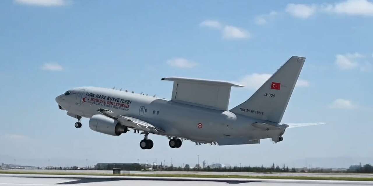 Konya’dan NATO görevine katılım! E-7T uçağı düşük süratli önleme eğitimi gerçekleştirdi