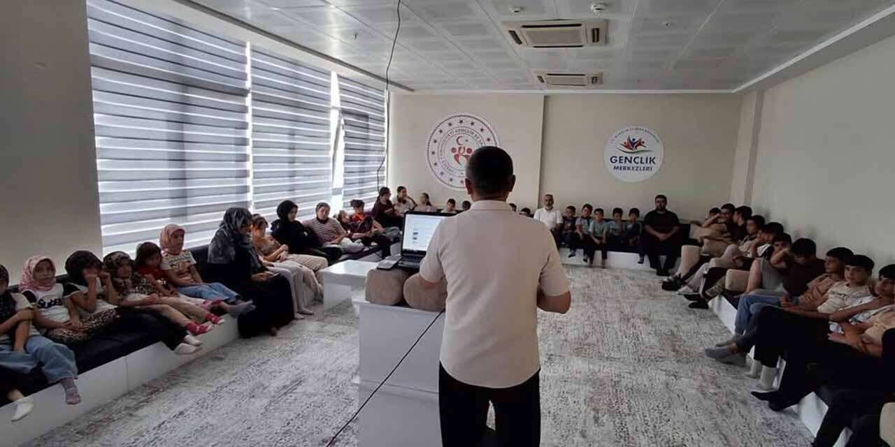 Konya’da çocuklar ve gençler bağımlılıklar konusunda bilinçlendirildi