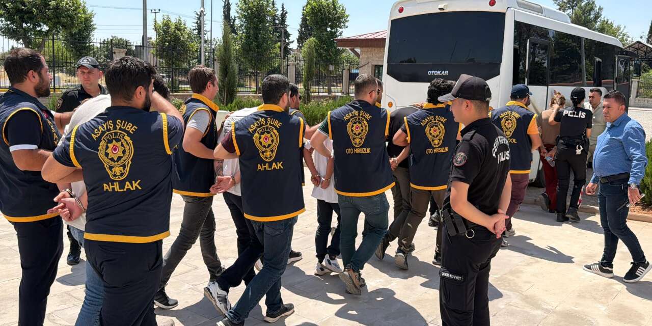 Milyonluk dolandırıcılık ağına Konya’da darbe! 6 şüpheli gözaltına alındı