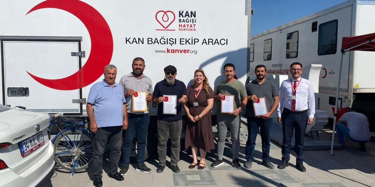 Konya’da 37 kez kan bağışında bulunan kişiye altın madalya verildi
