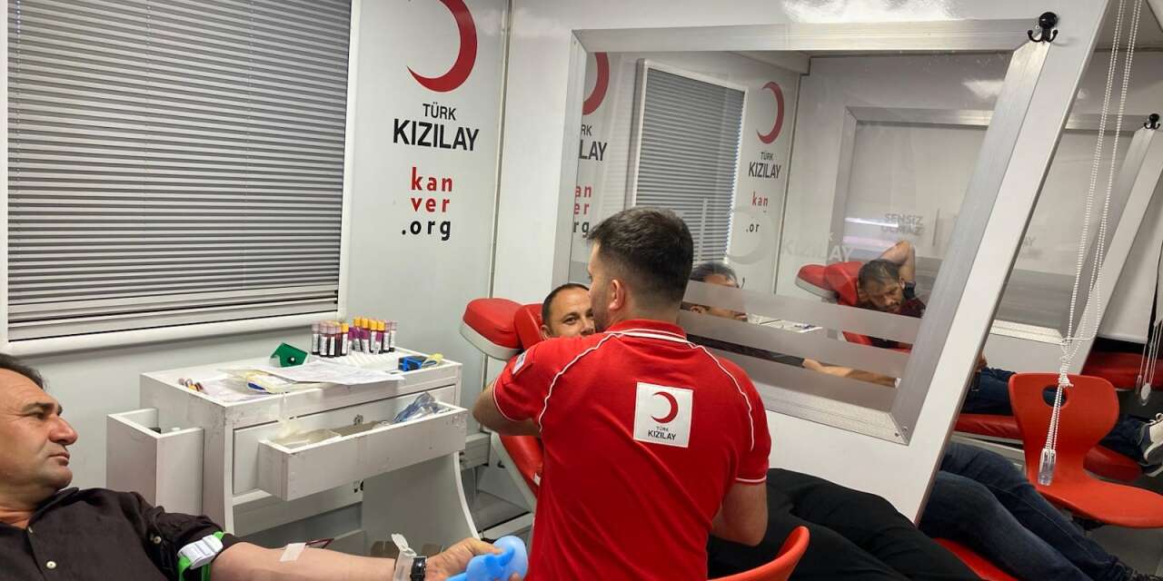 Konya’da hayat kurtaran destek! Karapınar’da 322 ünite kan bağışı yapıldı