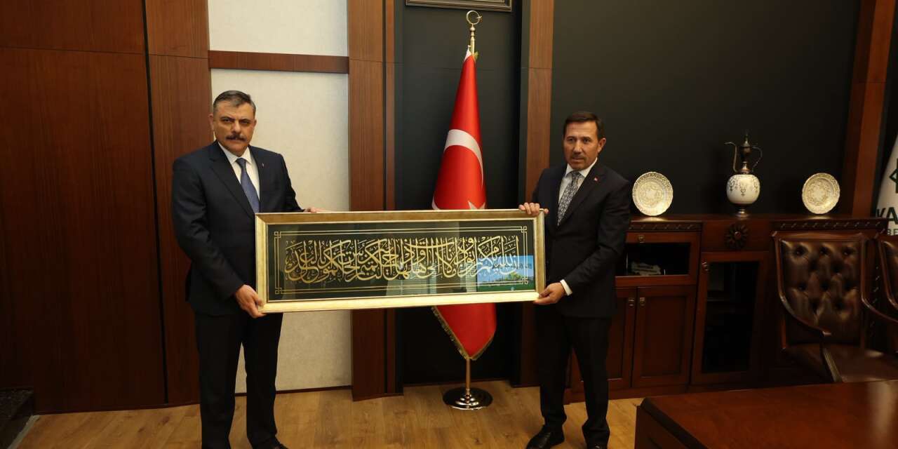 Bakan Çiftçi’den memleketi Konya’da yoğun mesai! Karatay’ın çalışmalarını inceledi