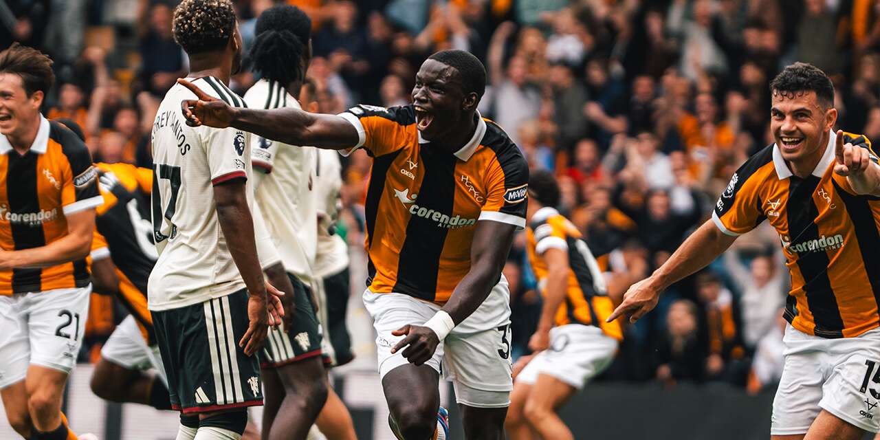 Hull City, Premier Lig’deki ilk maçında Manchester United’ı devirdi