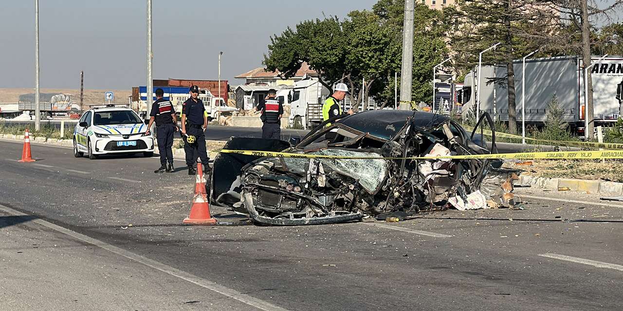 Konya-Aksaray yolunda feci kaza! Otomobil takla attı: 2 ölü, 2 ağır yaralı