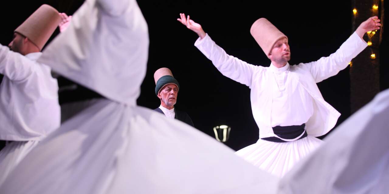 Konya’dan Tunus’a uzanan Mevlid-i Nebi buluşması! Sema ekibi gönülleri mest etti