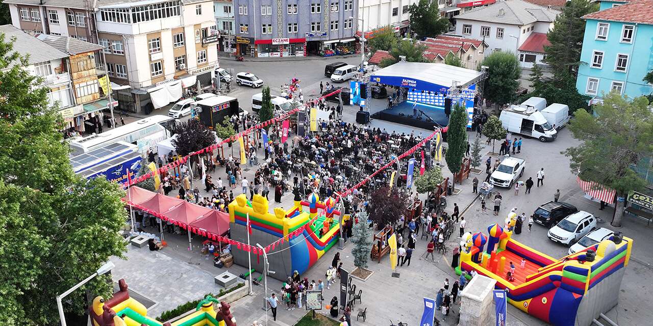Konya’da 13 ilçede büyük buluşma! 160 binden fazla kişi katıldı