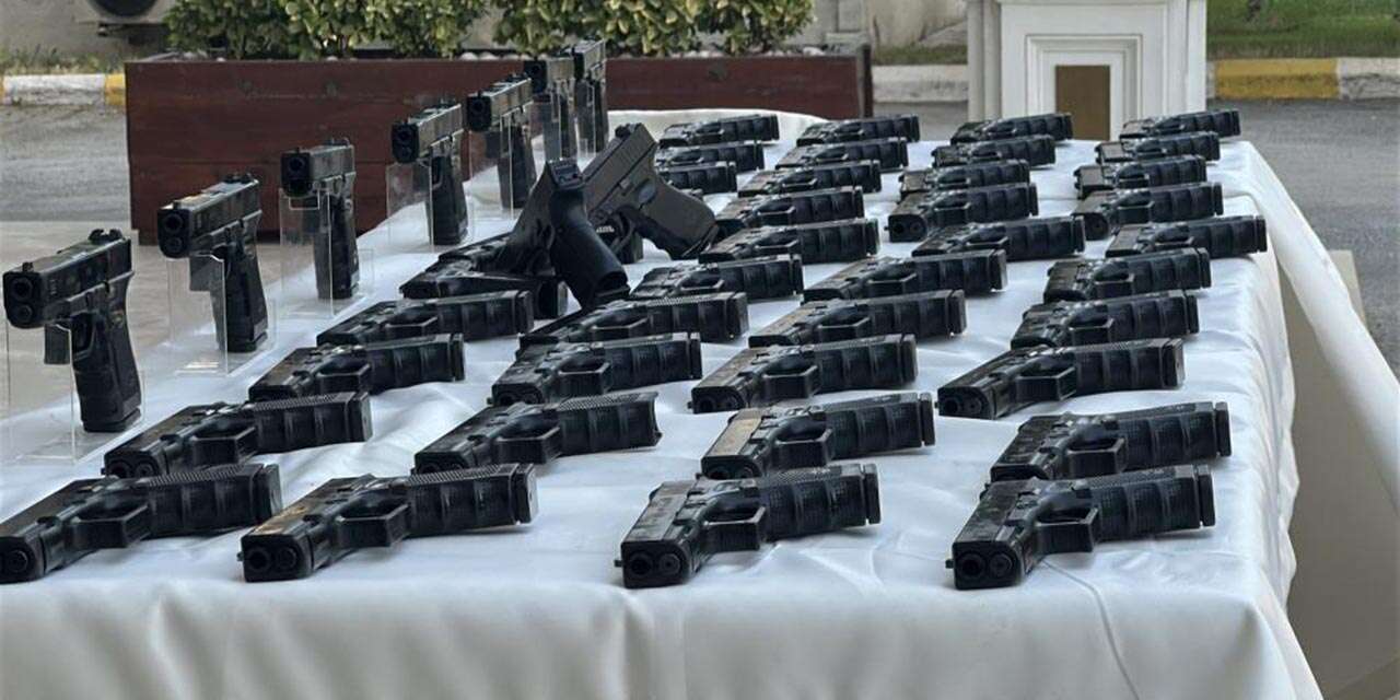 Konya’dan çok sayıda silah ve şarjörle yola çıktı! Polisi hesaba katmadı