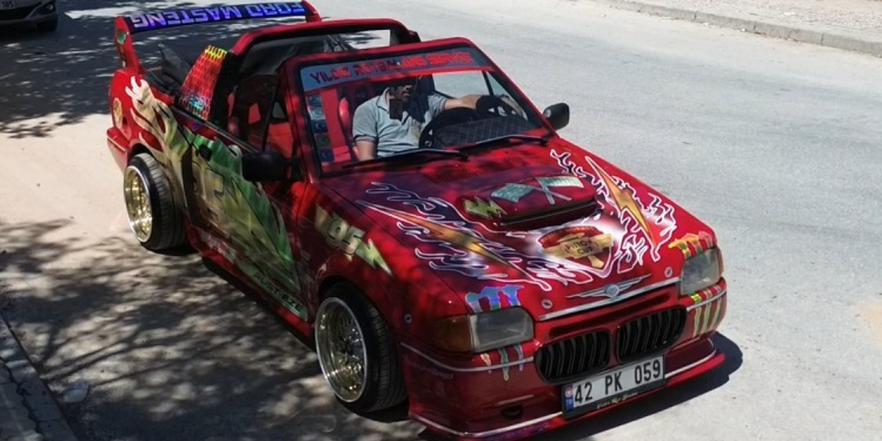 Konya’da 5 yıllık emek! Aracını Şimşek McQueen’e dönüştürdü