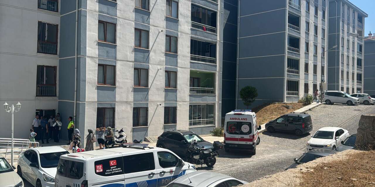Bir evde iki ceset! Biri 28, diğeri 30 yaşında
