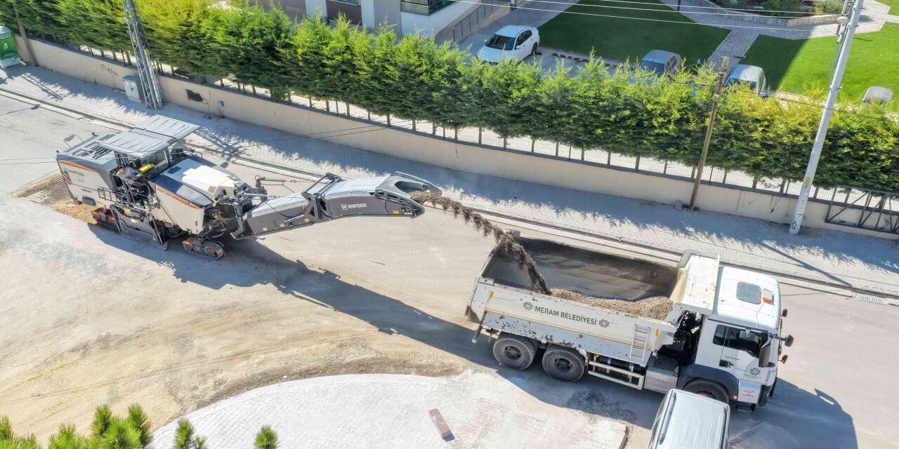 Konya’da yaz mesaisi hız kesmiyor! Meram'da 25 mahalle aynı anda yenileniyor