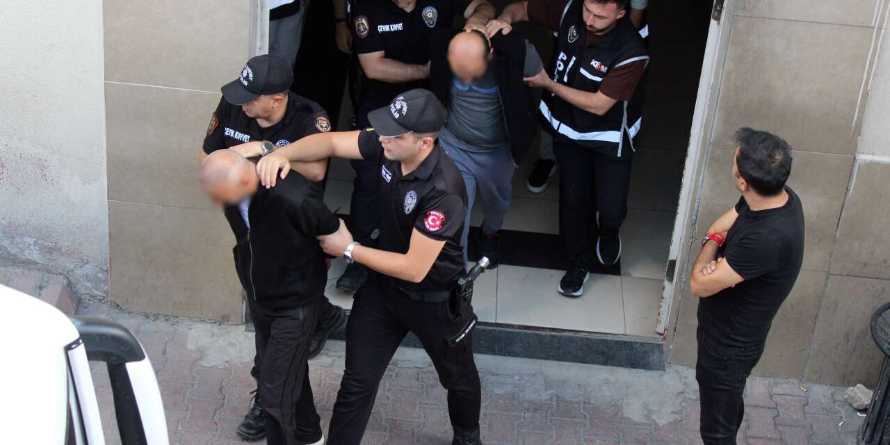 Konya dahil 5 ilde “Şirinler” operasyonu! 32 gözaltı