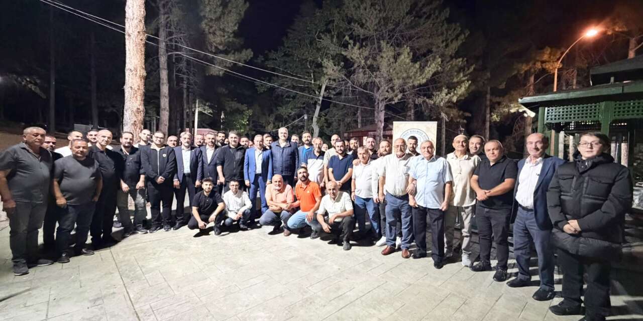 Konya’da minibüsçü esnafı aynı masada buluştu! Sorunlar ve çözüm önerileri konuşuldu