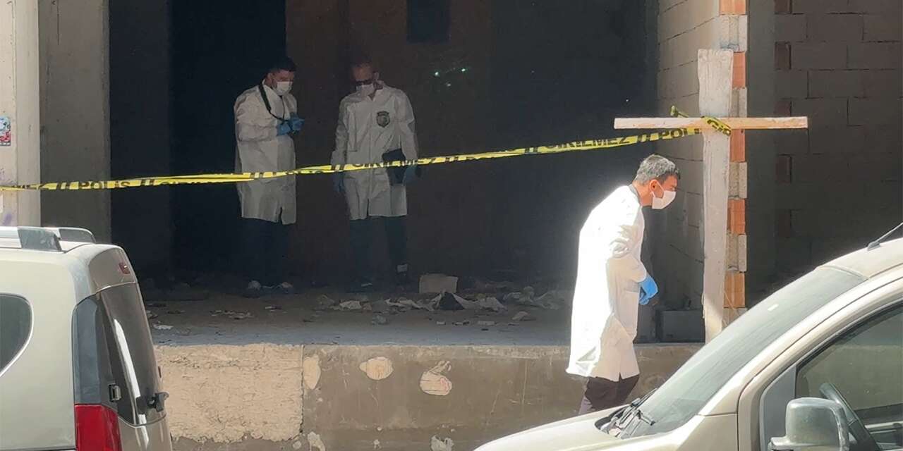 İnşaat halindeki binada ceset bulundu