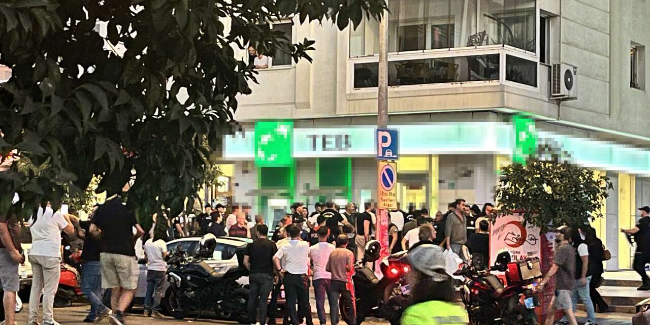 Bankada korku dolu saatler! Silahı alıp 5 çalışanı rehin tuttu