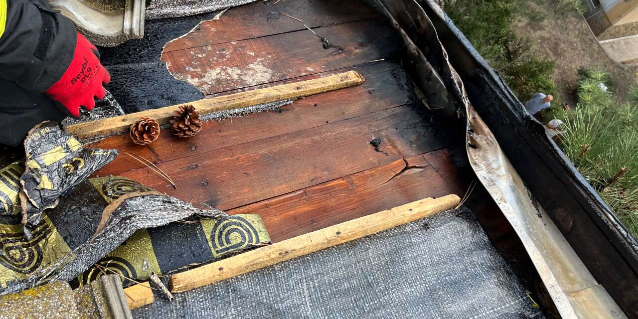 Konya’da çatı çalışmasında sıçrayan kıvılcımlar yangın çıkardı