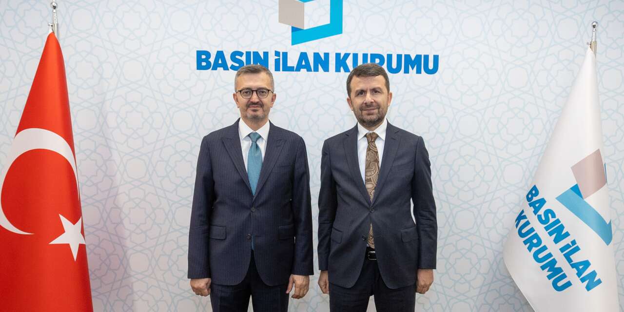 İletişim Başkanı Duran ile BİK Genel Müdürü Çay bir araya geldi