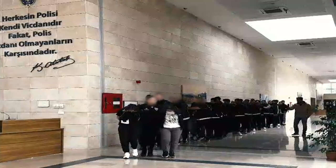 Hastanedeki doktorlara da uzanan uyuşturucu soruşturmasında 19 kişi tutuklandı