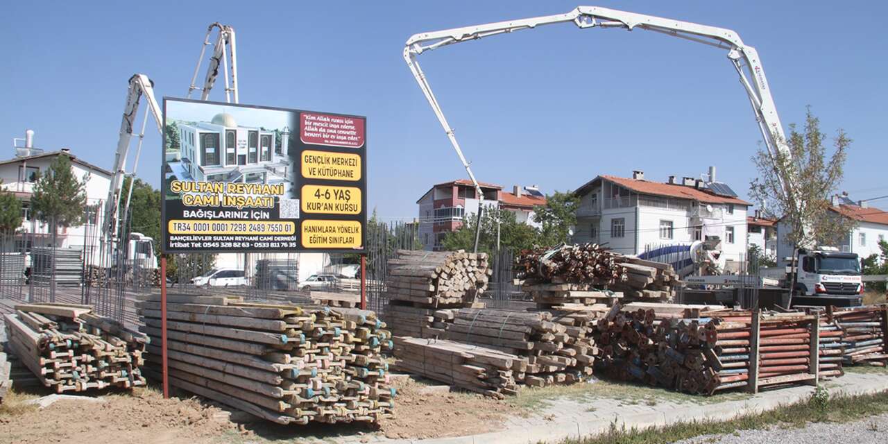 Konya’da yeni cami için ilk harç döküldü! İçinde gençler için özel alanlar olacak