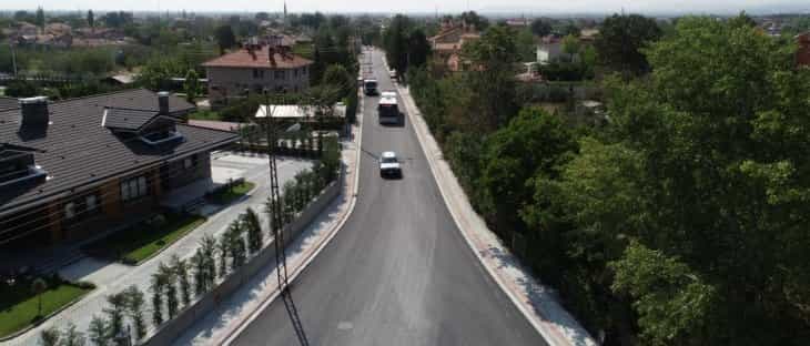 Meram'da bir cadde de daha asfalt çalışmaları tamamlandı