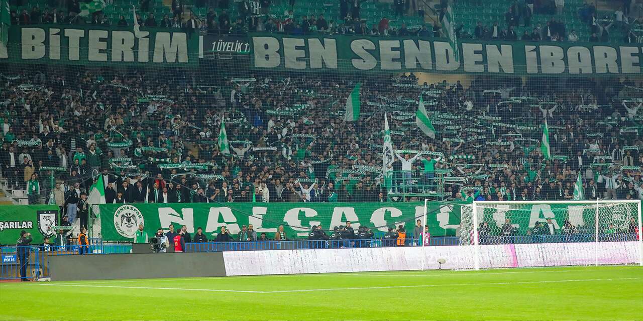 Konyaspor, taraftarıyla buluşuyor! Başakşehir maçının biletleri satışa çıktı