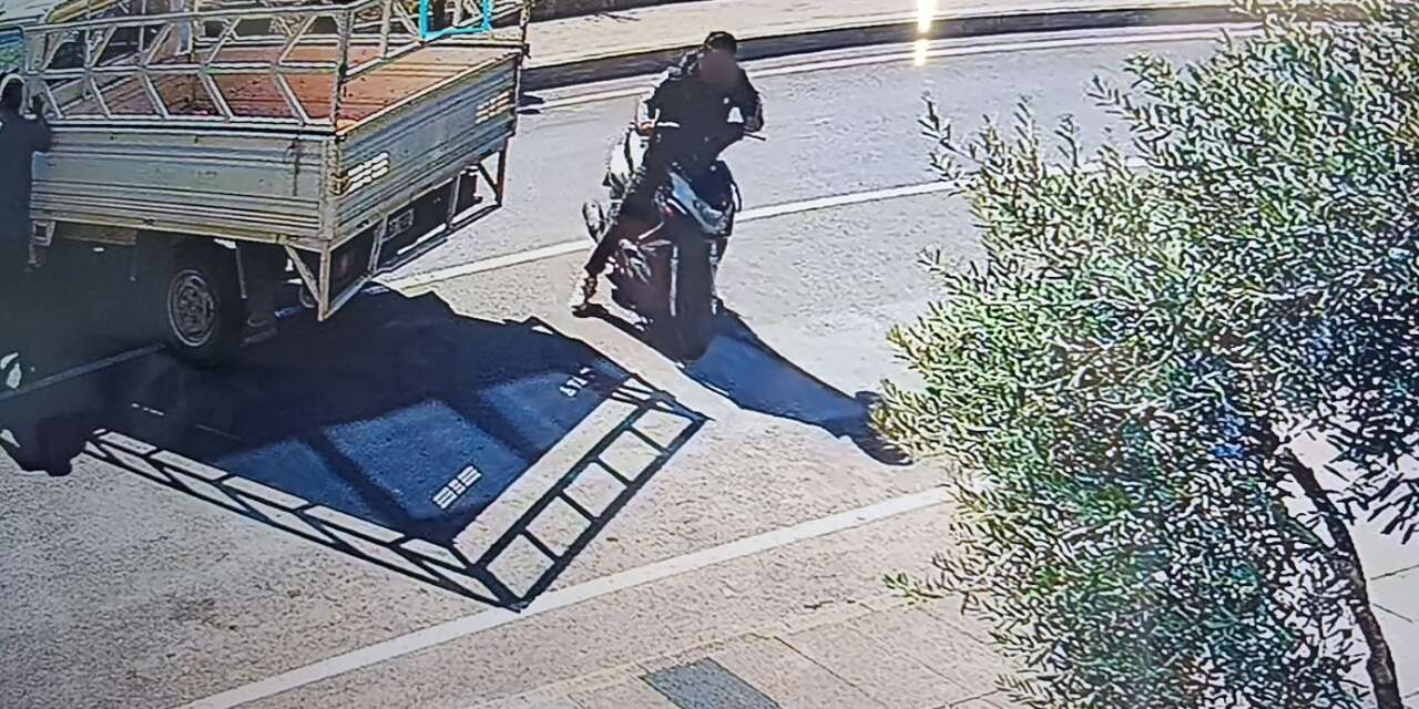 Konya plakalı aracın karıştığı kazada şaşırtan olay! Motosiklet kaçırıldı