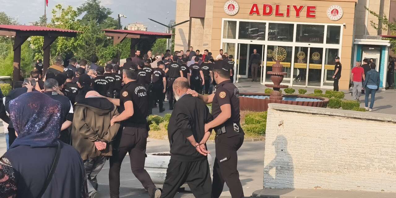 Konya da listede! DEAŞ operasyonunda yakalanan 22 kişi tutuklandı