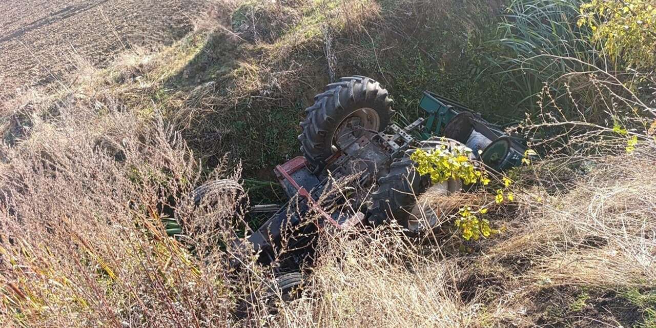 Konya'da traktör devrildi! Ekipler biri kadın 3 kişi için seferber oldu