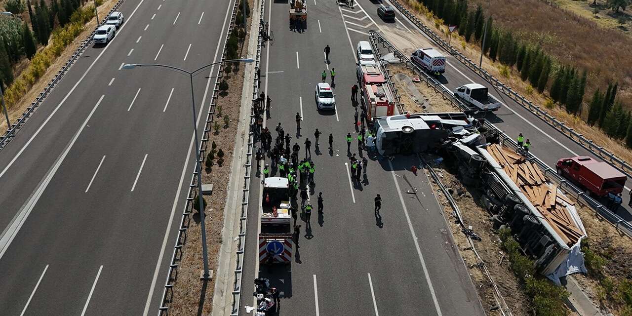 11 kişinin öldüğü kazada tur şirketinden dikkat çeken savunma! Sorumluluk kabul etmedi