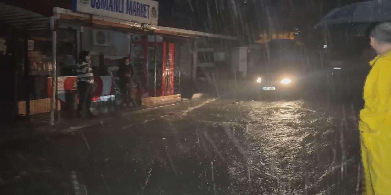 İstanbul'da kahreden olay! Su birikintisine basan 14 yaşındaki çocuk hayatını kaybetti