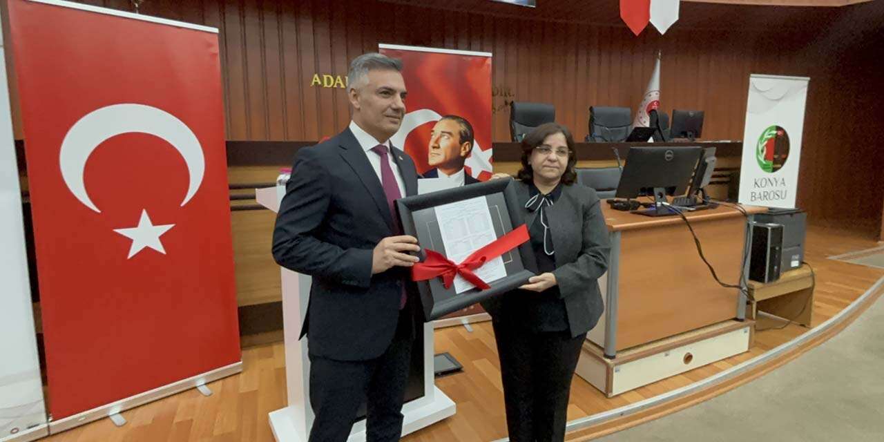 Konya Barosu Başkanı Oktay Unkur mazbatasını aldı