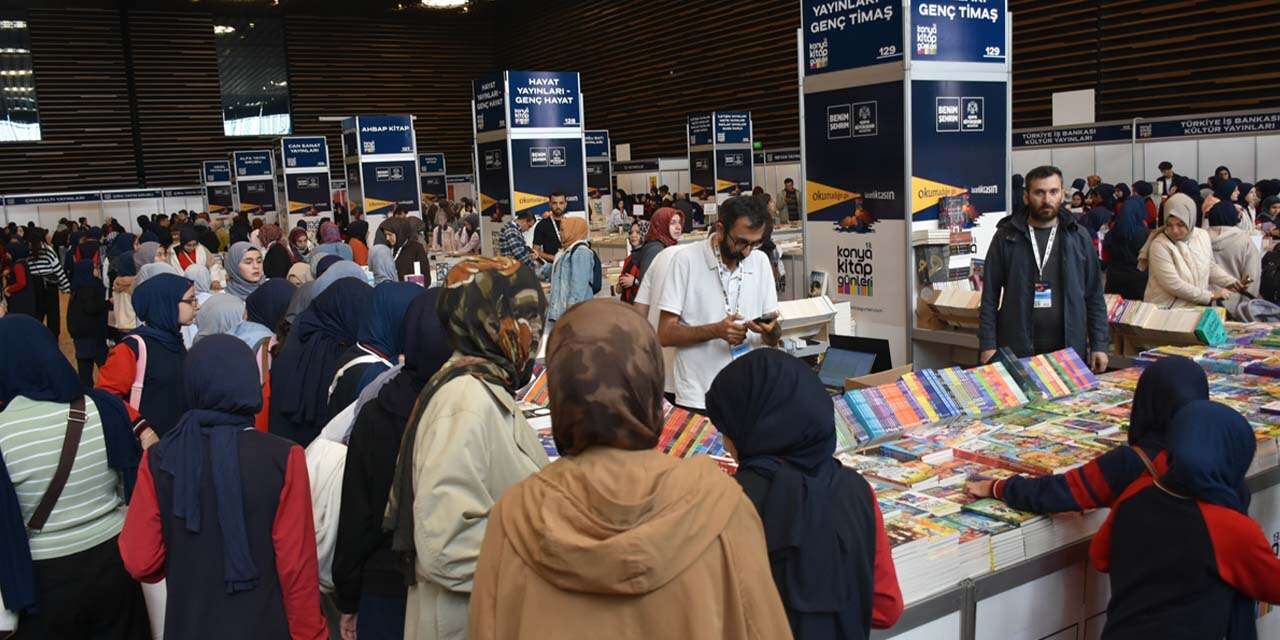 Konya Kitap Günleri 13’üncü kez kapılarını açtı! İlk günden ziyaretçi akını yaşandı