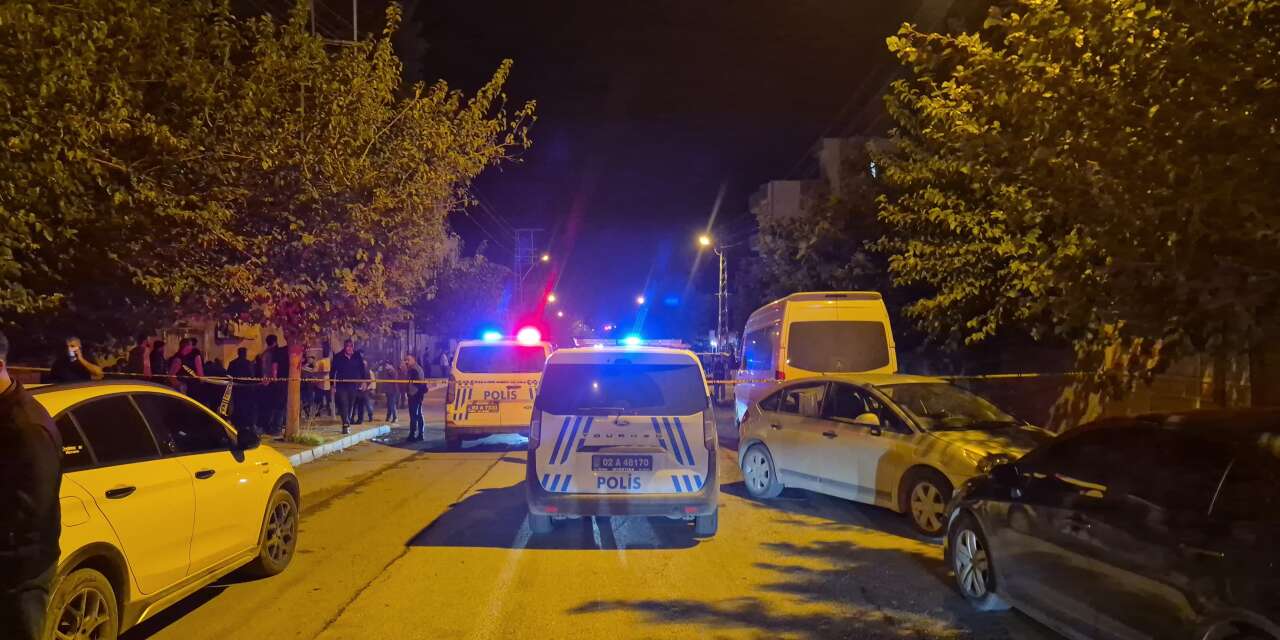 Mahallede silahlı çatışma çıktı! Özel harekat sevk edildi, giriş çıkışlar durduruldu