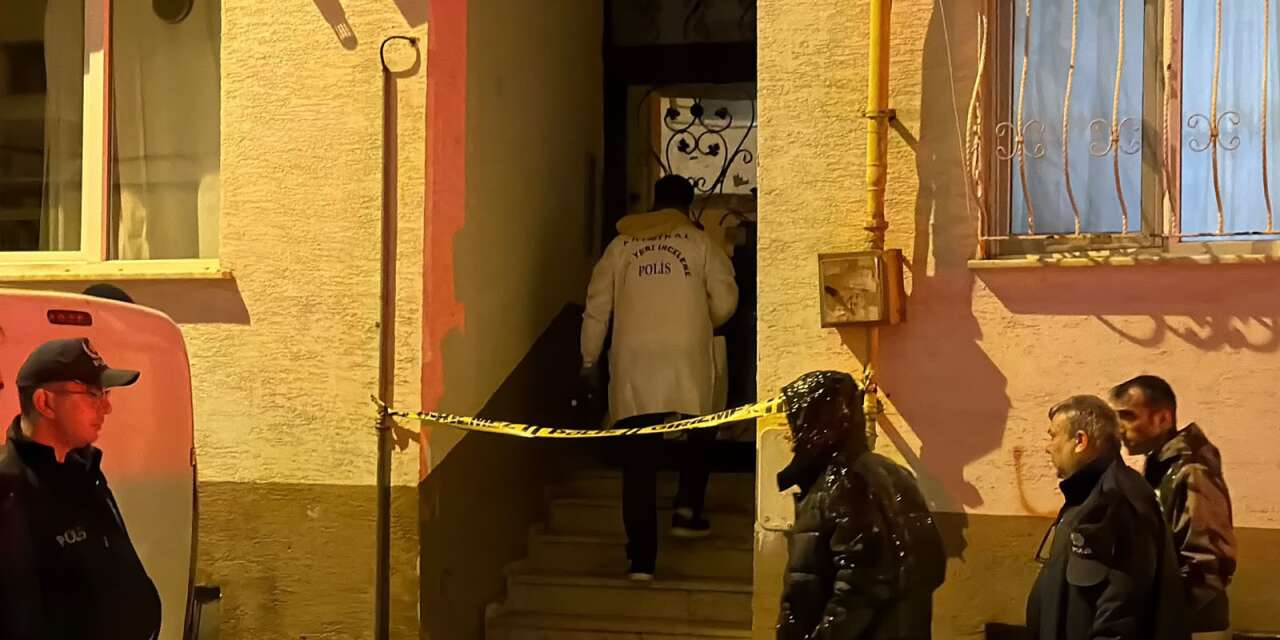 Evde kanlı kavga! Osman Koçak öldü, sevgilisi gözaltına alındı